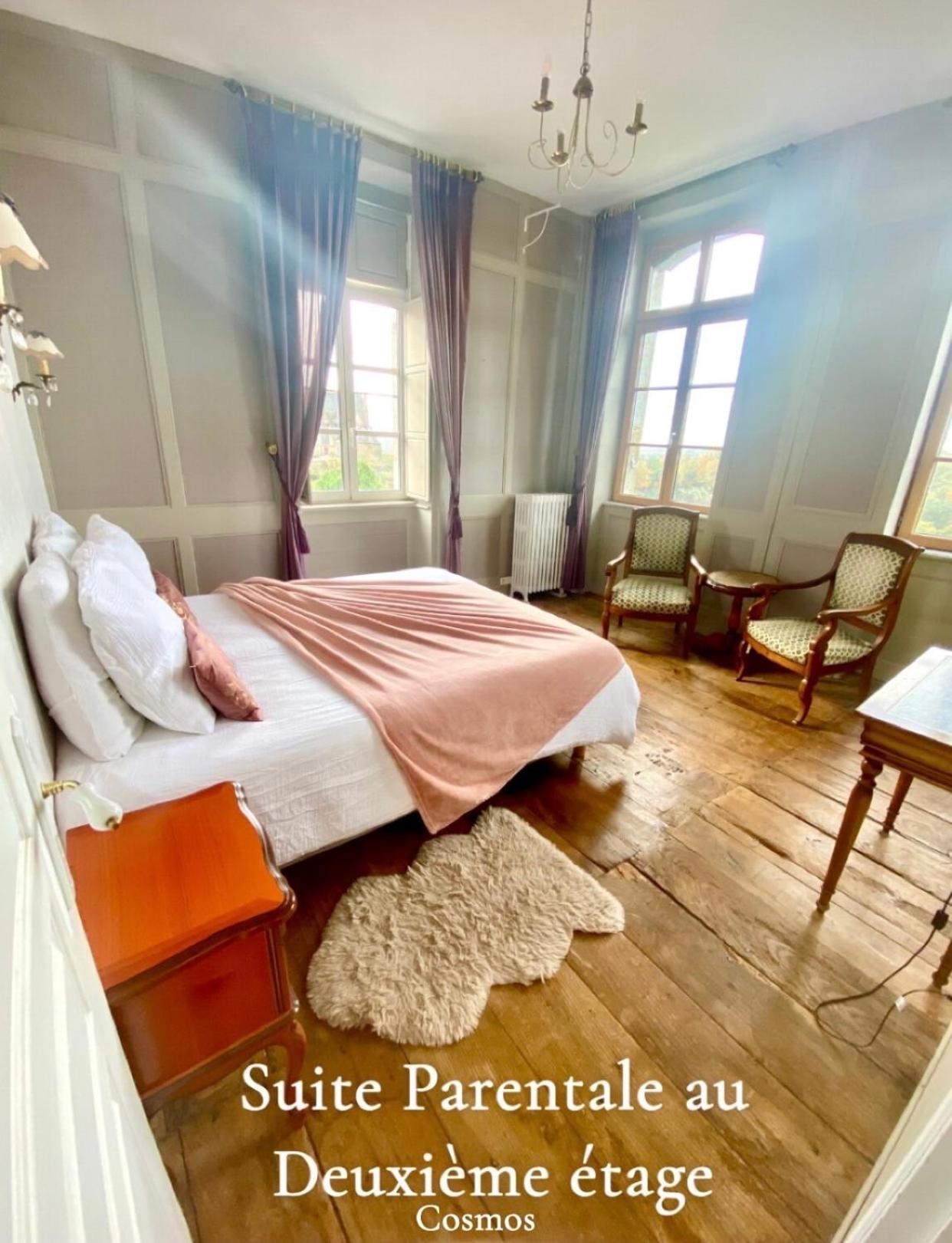 Mercier De Montigny - Les Chambres Du Beffroi - Spa Et Massage Fougères Zewnętrze zdjęcie